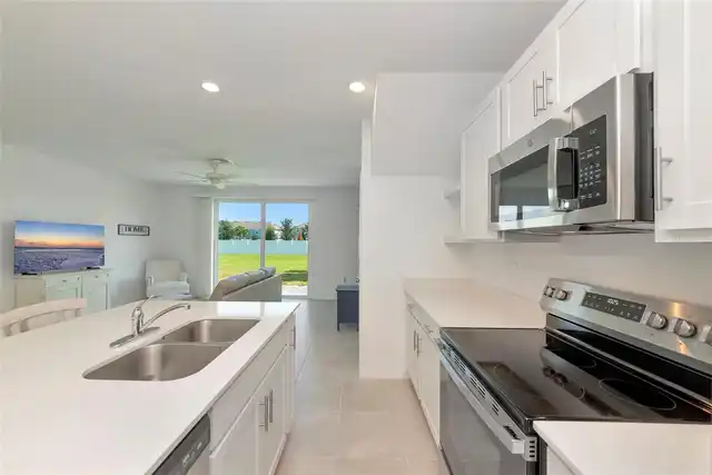 Listing Photo 15