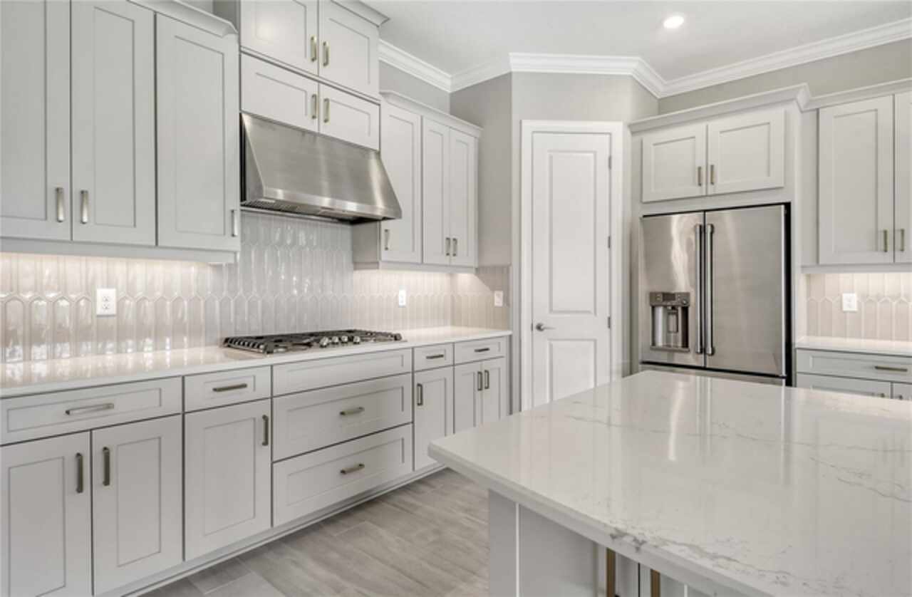 Listing Photo 18