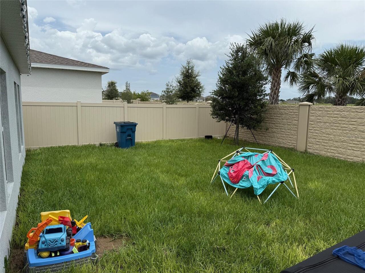 Listing Photo 23