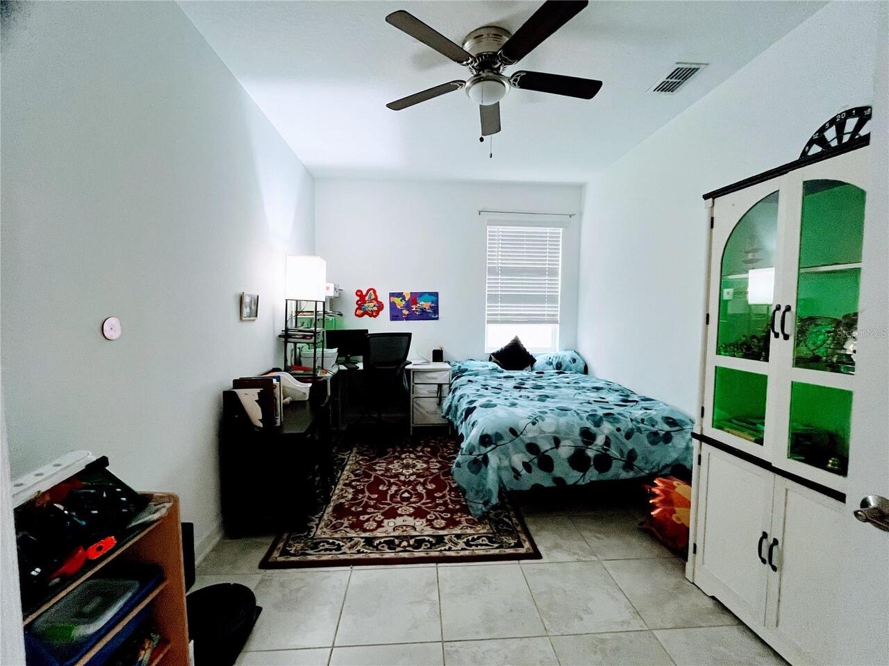 Listing Photo 12