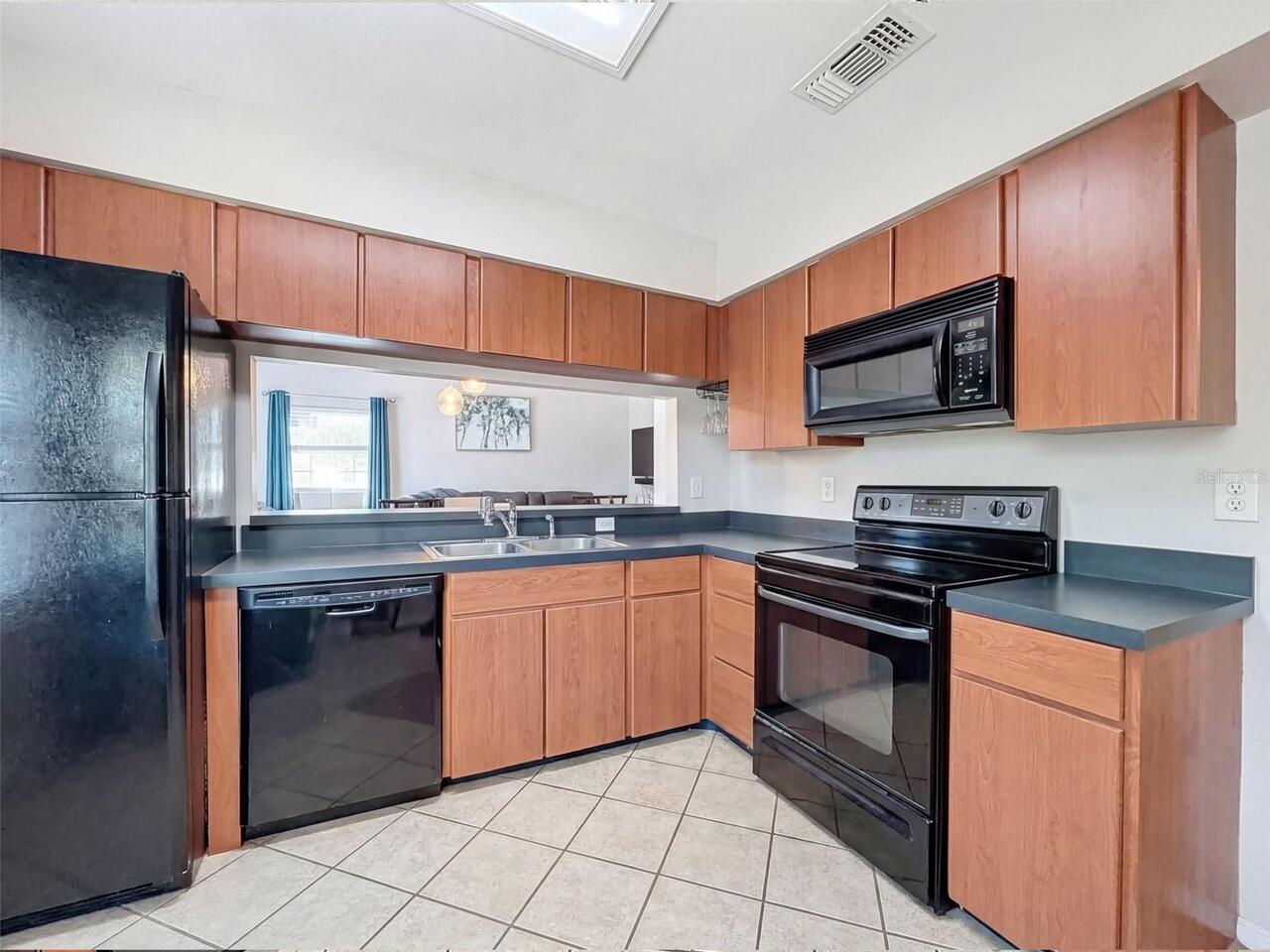 Listing Photo 16