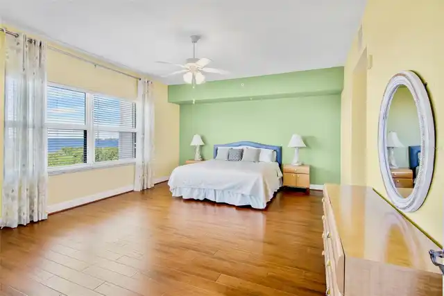 Listing Photo 14