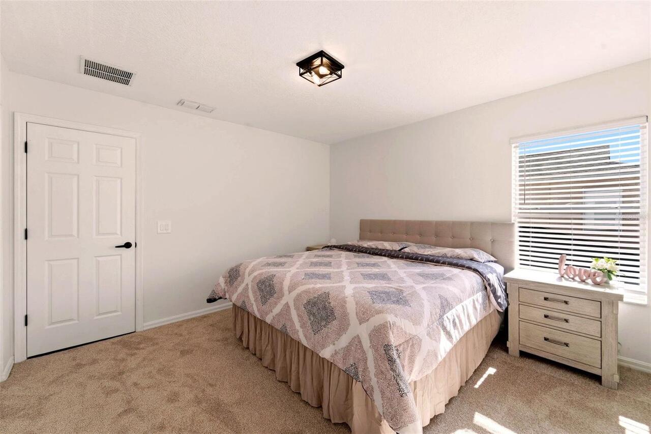 Listing Photo 33