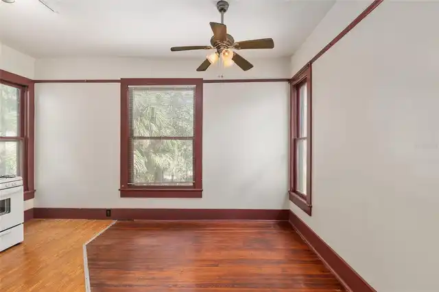 Listing Photo 28