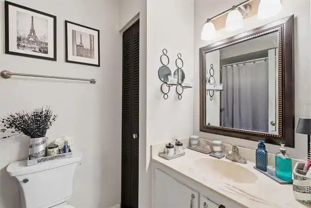 Listing Photo 17