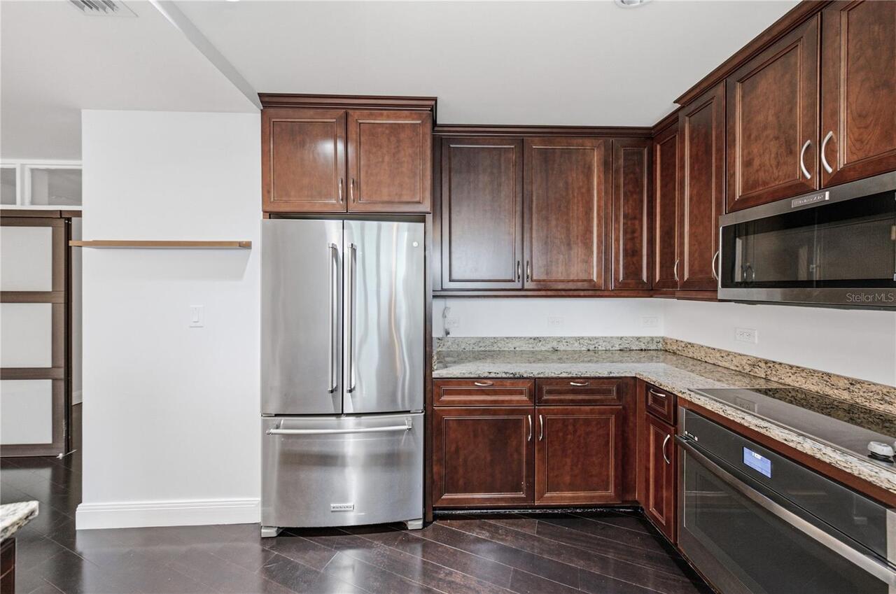 Listing Photo 16