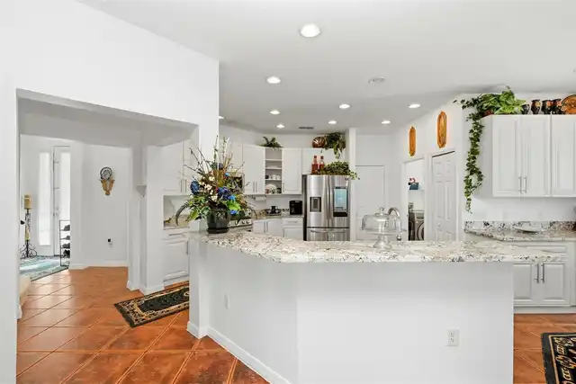 Listing Photo 15