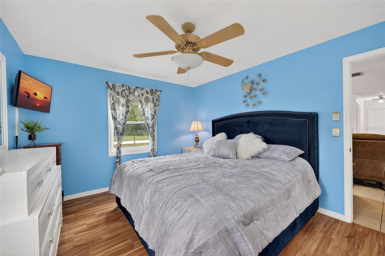 Listing Photo 16