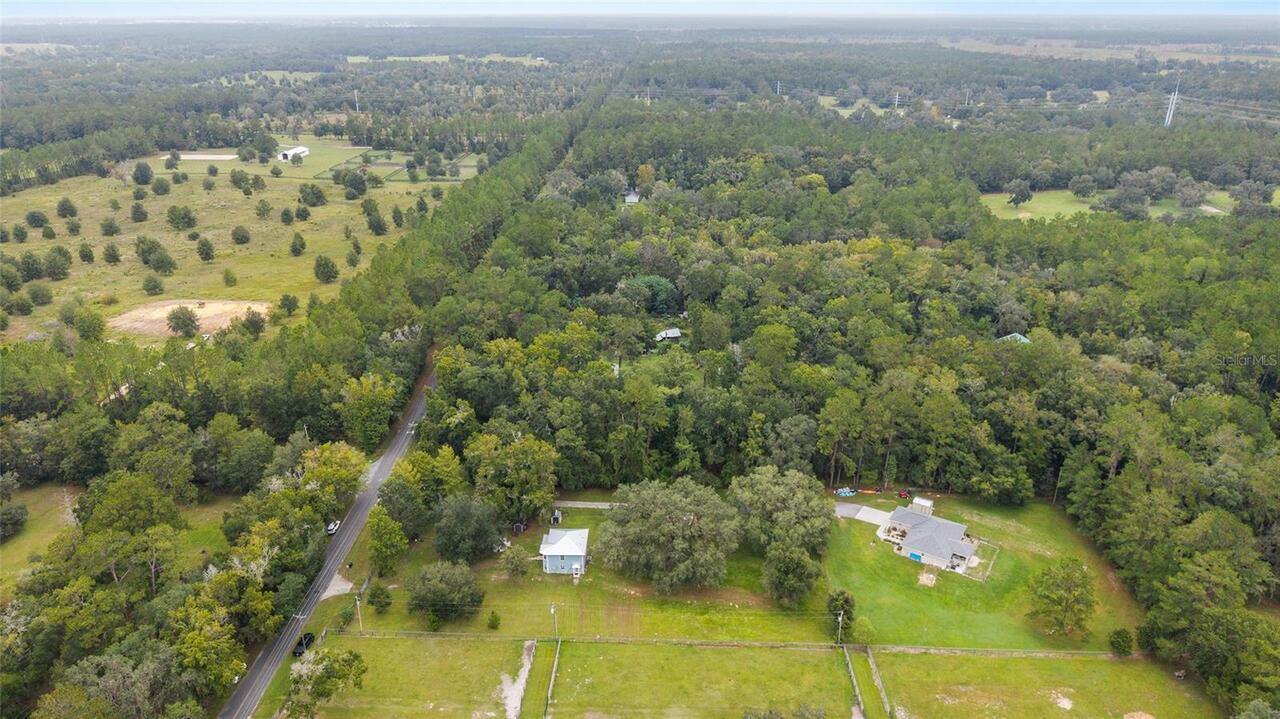 Listing Photo 11
