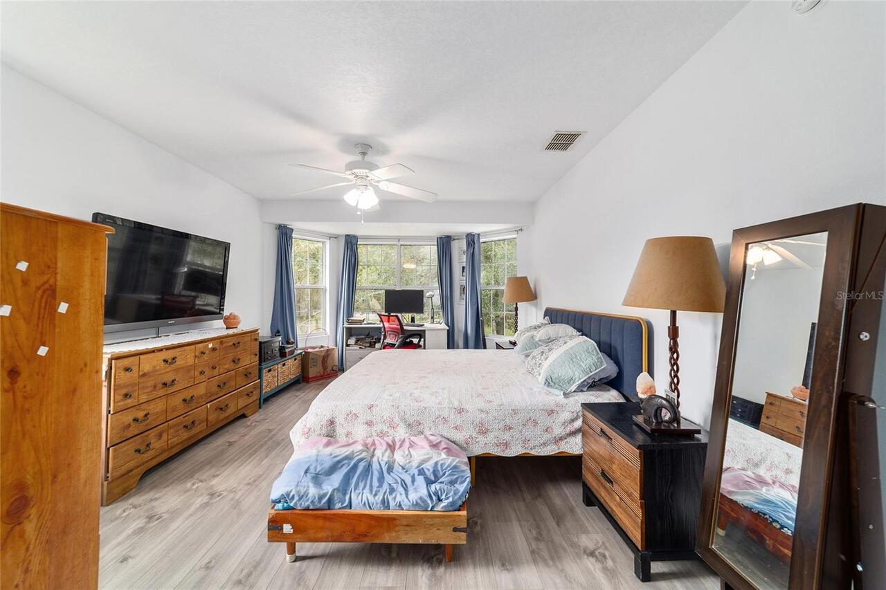 Listing Photo 23