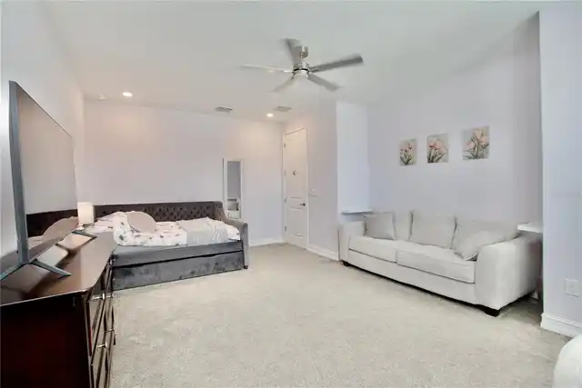 Listing Photo 31