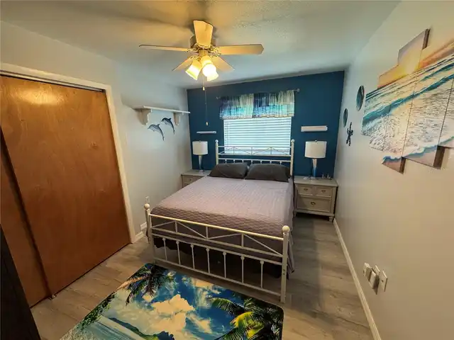 Listing Photo 10