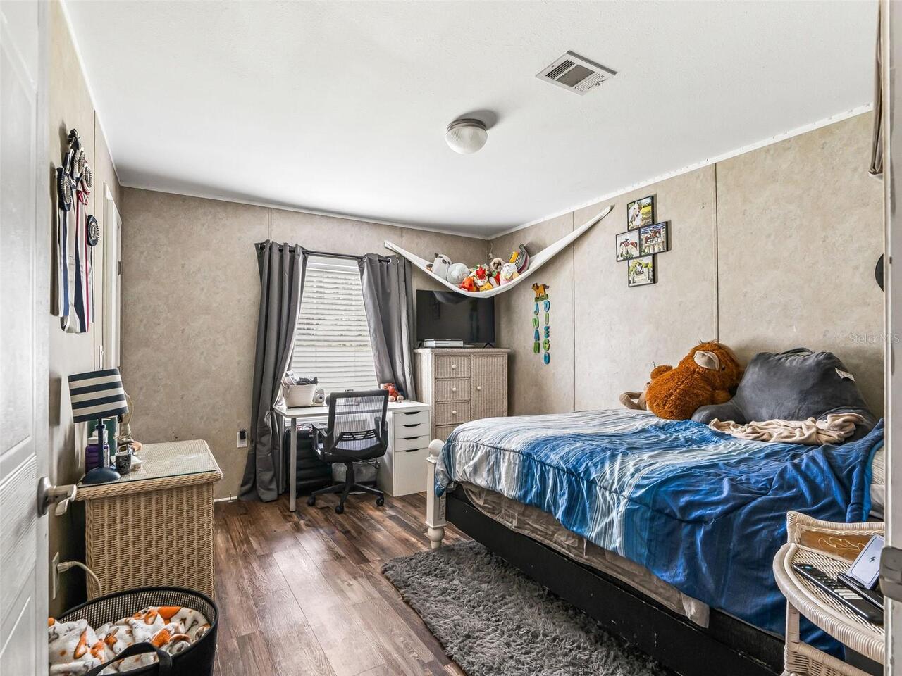 Listing Photo 18