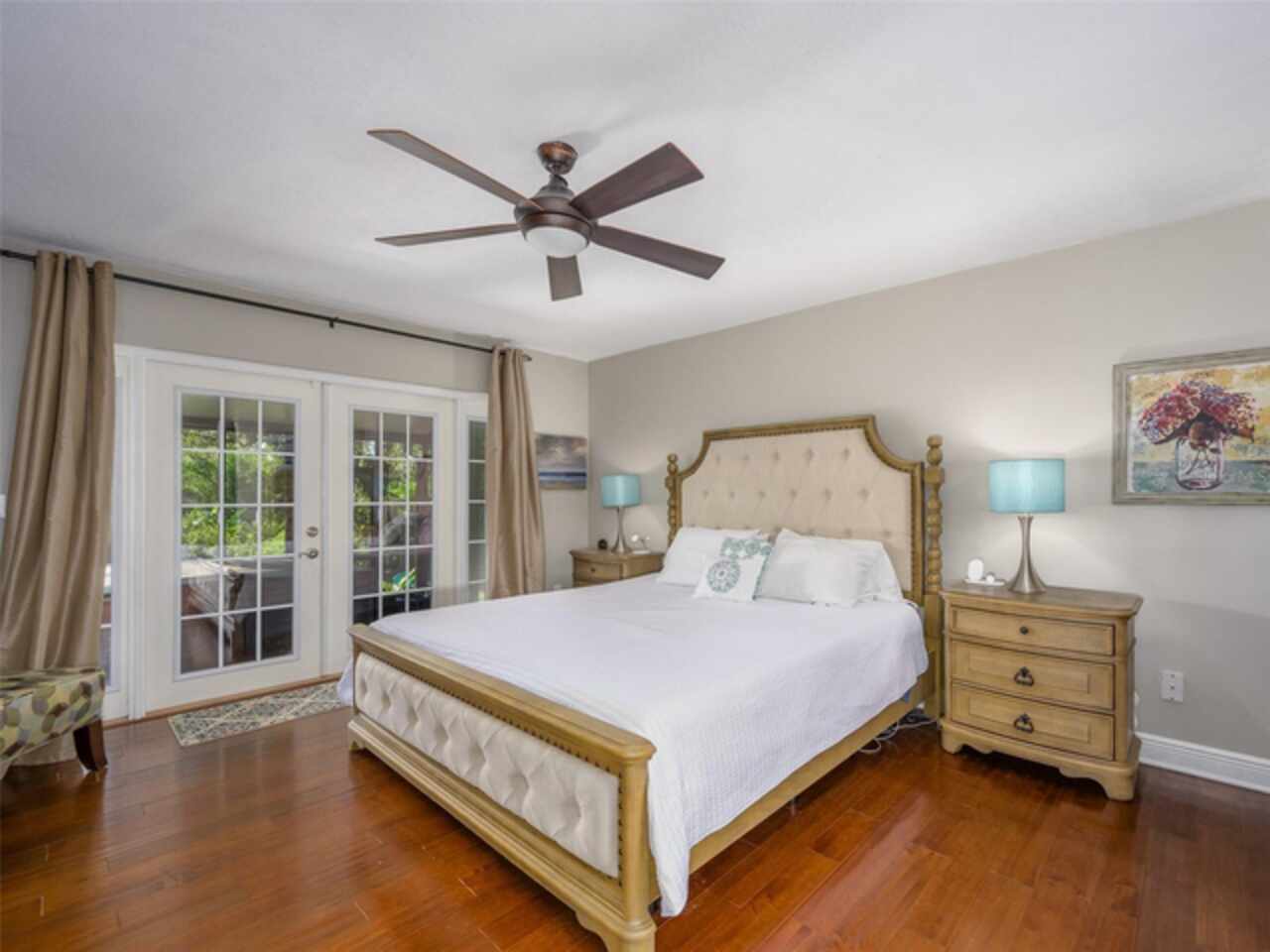 Listing Photo 11