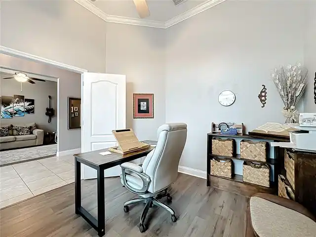 Listing Photo 5