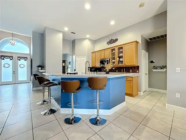 Listing Photo 10