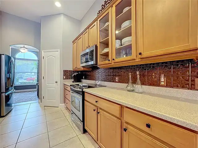 Listing Photo 15