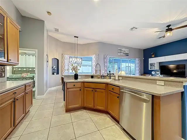 Listing Photo 18