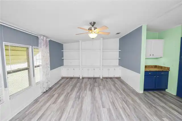 Listing Photo 9