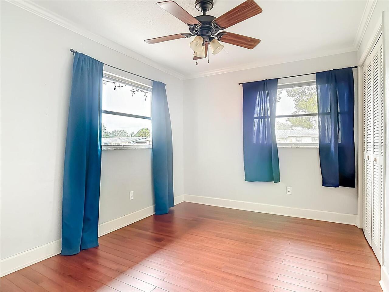 Listing Photo 12