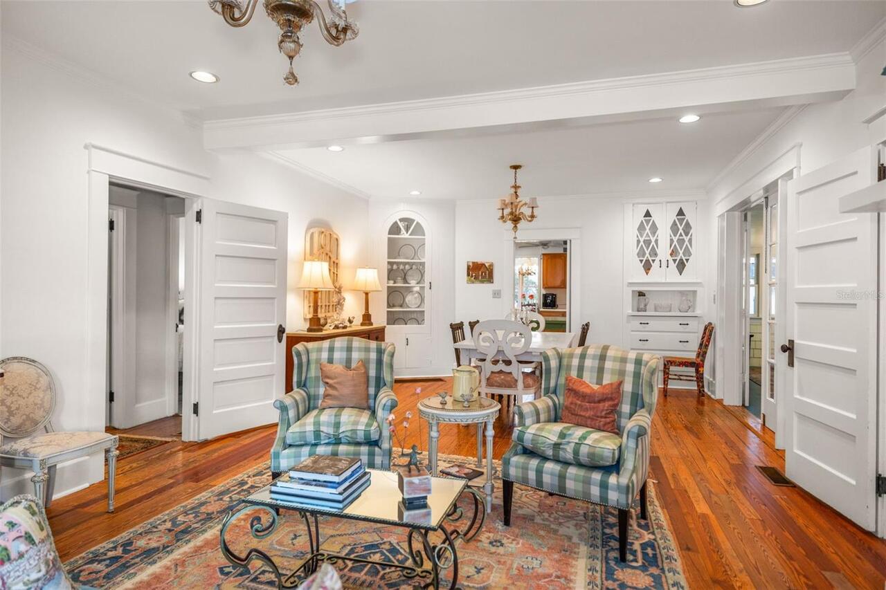 Listing Photo 8