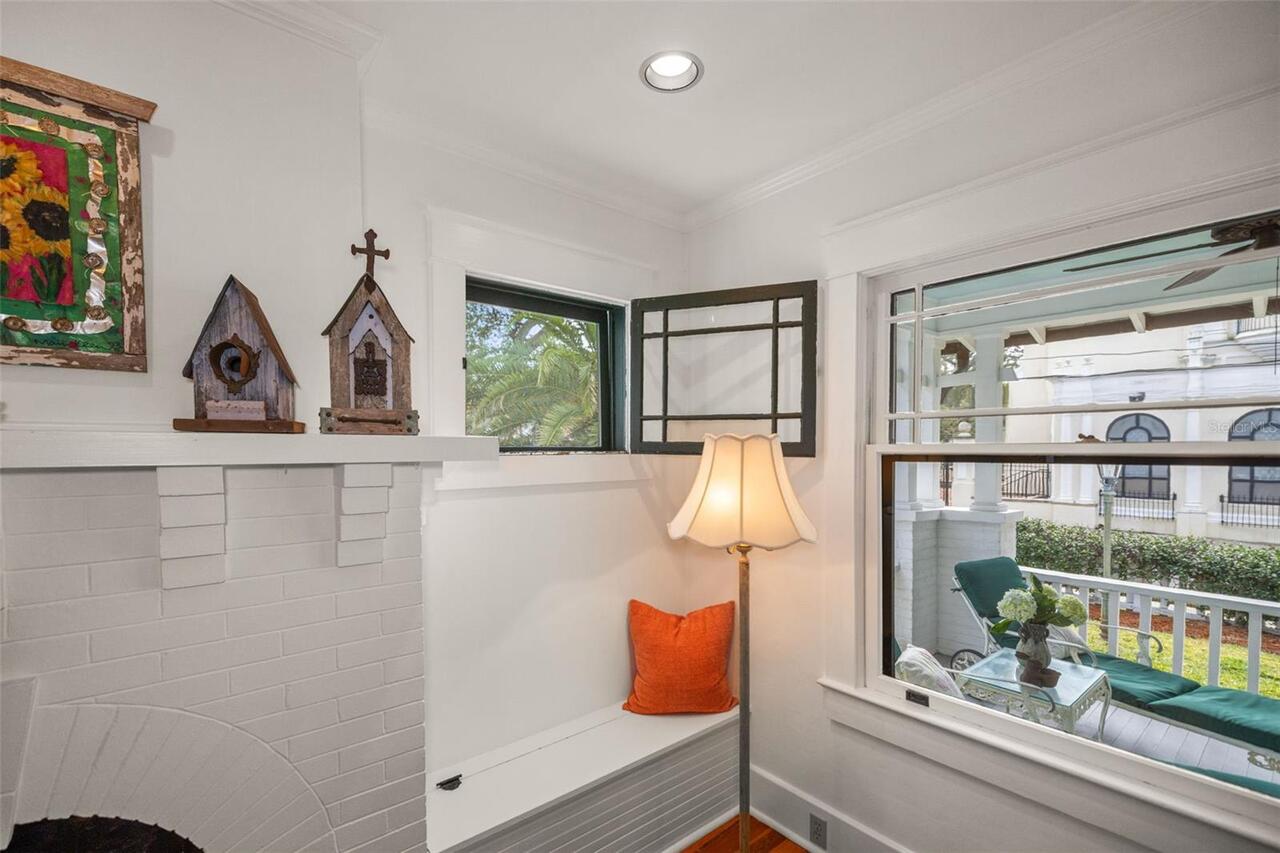 Listing Photo 12