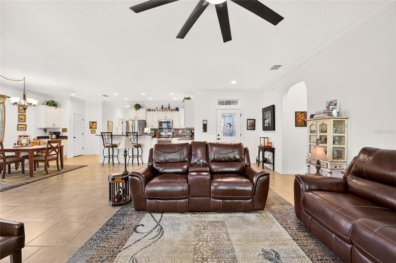 Listing Photo 14