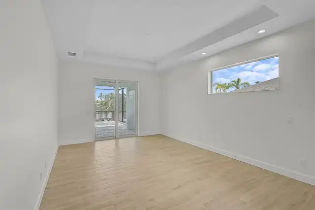 Listing Photo 33