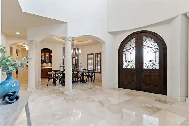 Listing Photo 18