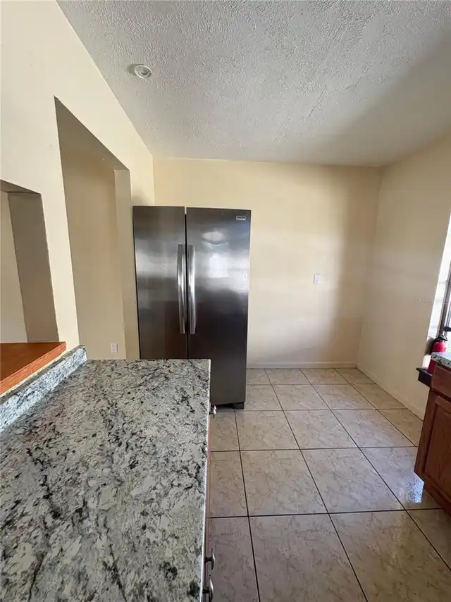 Listing Photo 14