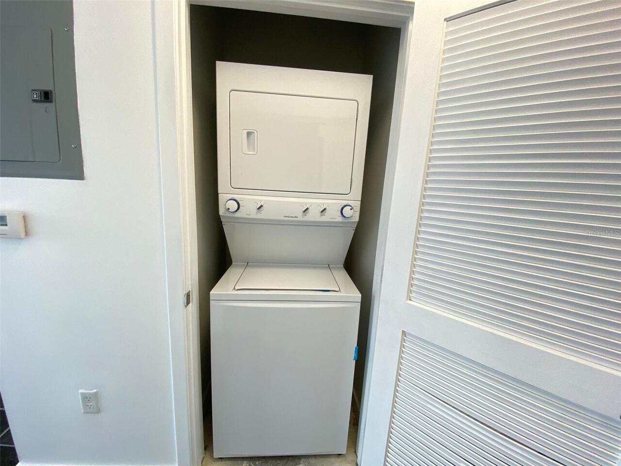 Listing Photo 11