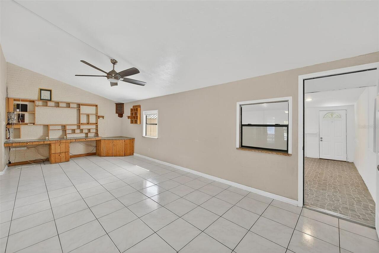 Listing Photo 14