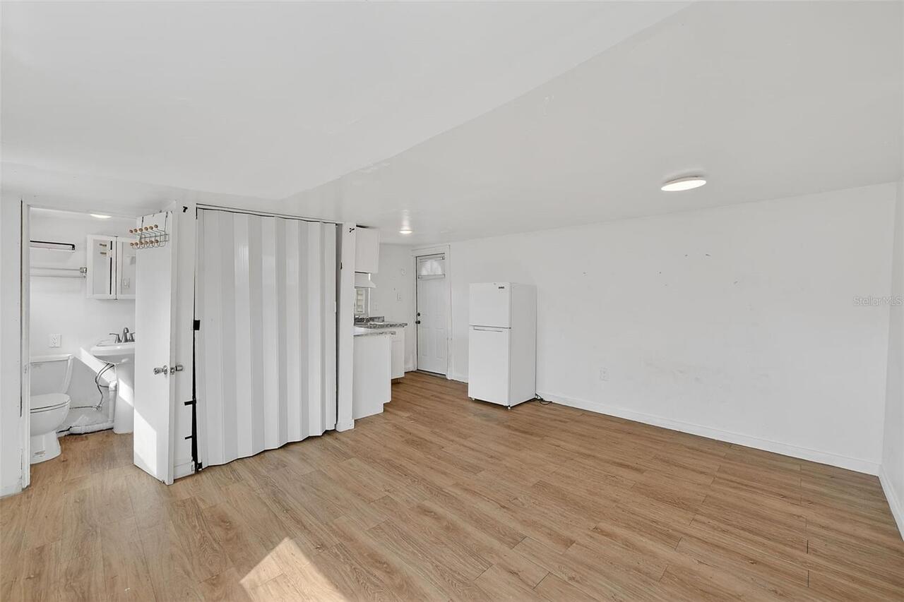 Listing Photo 35