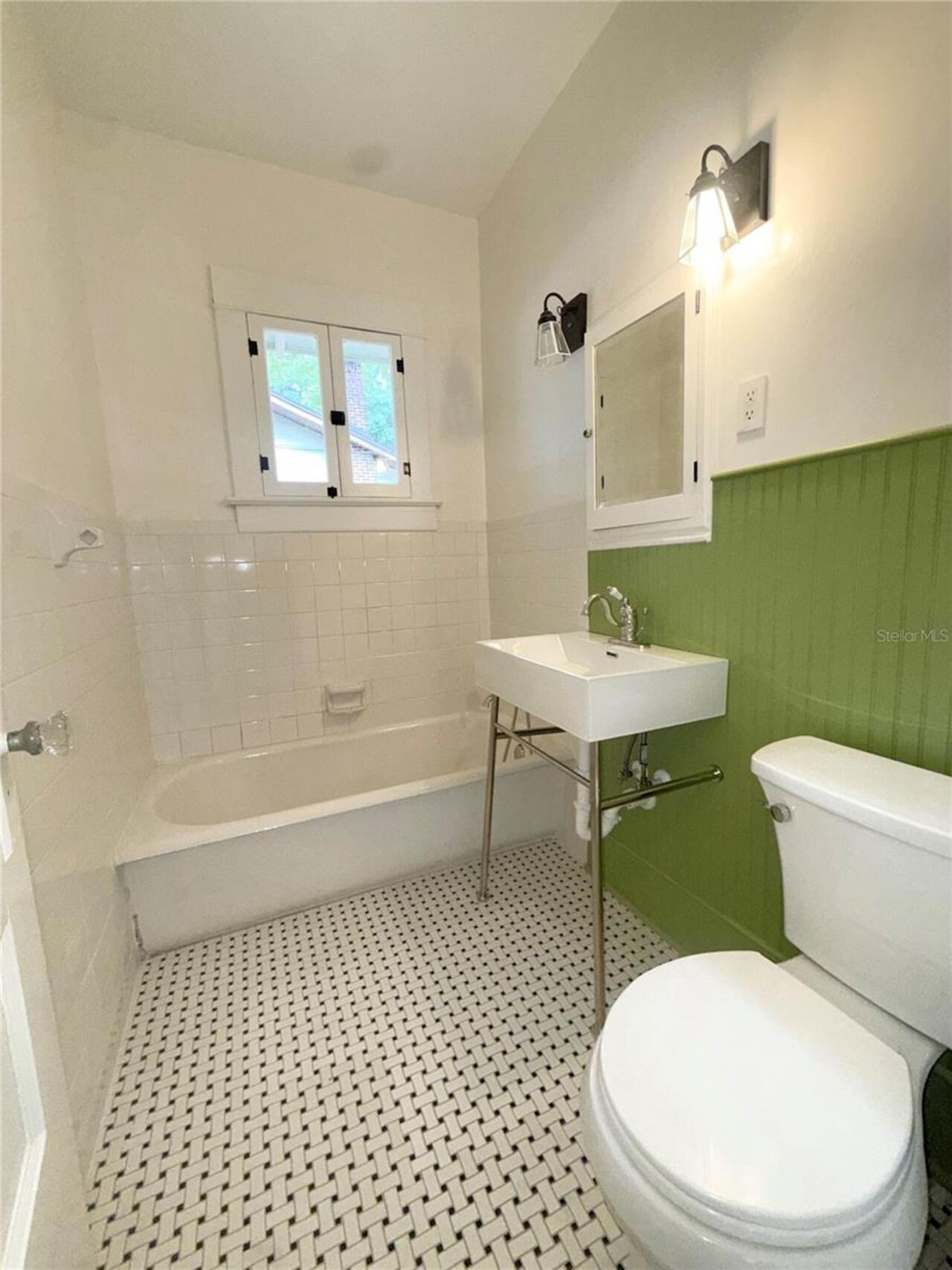 Listing Photo 29