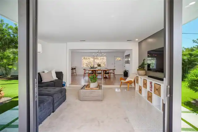Listing Photo 15