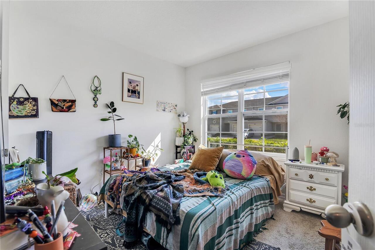 Listing Photo 9