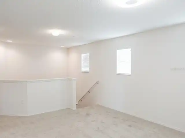 Listing Photo 12