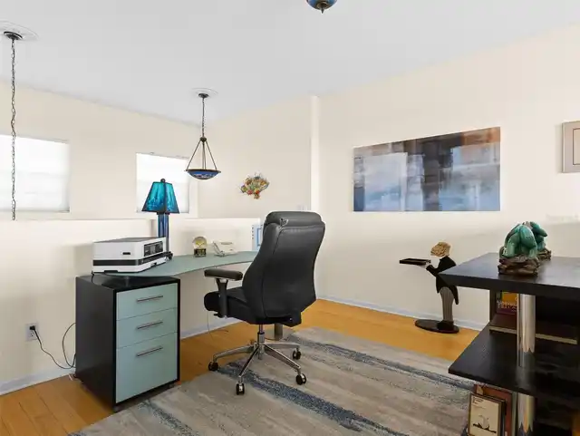 Listing Photo 23
