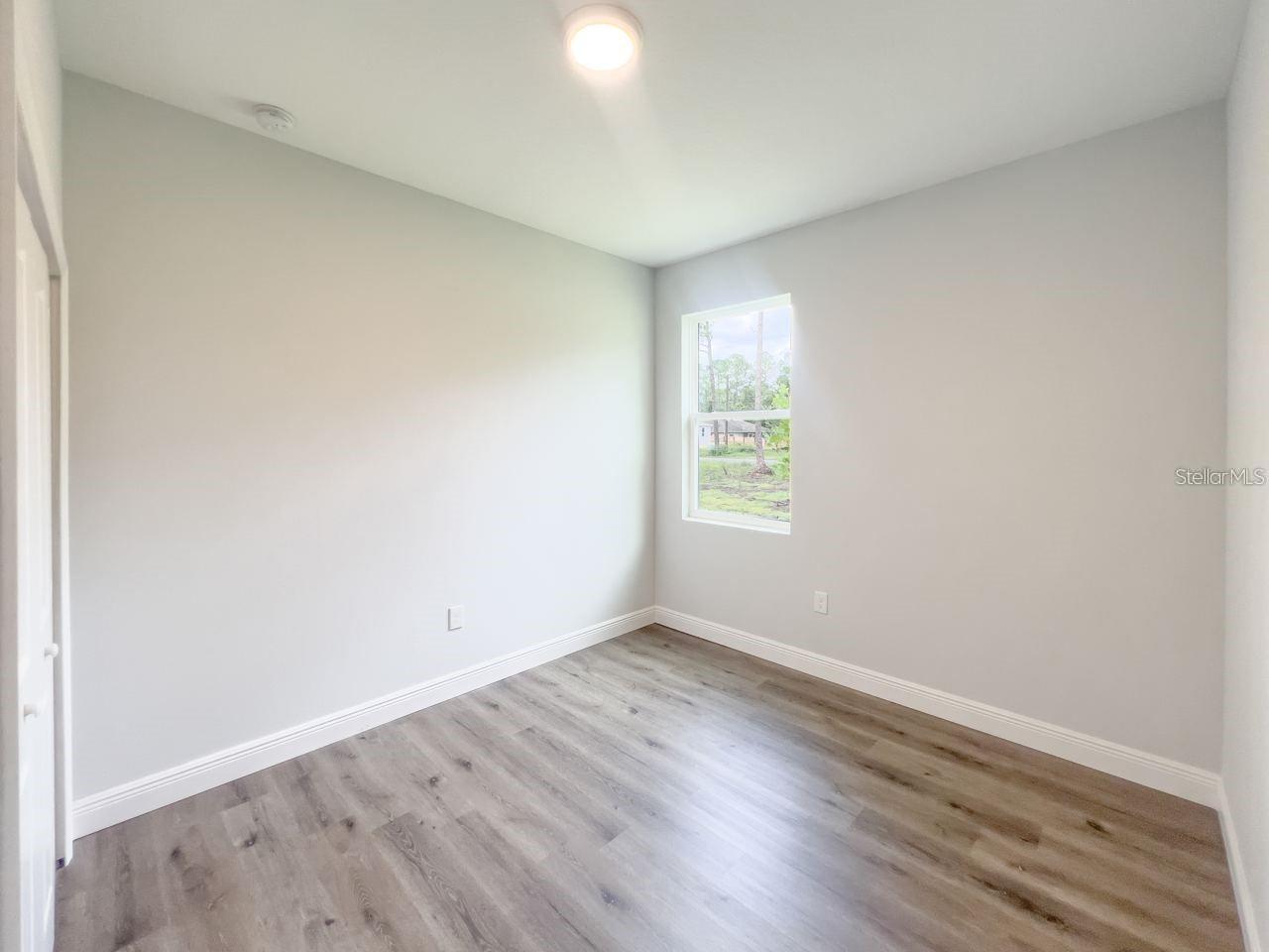 Listing Photo 7