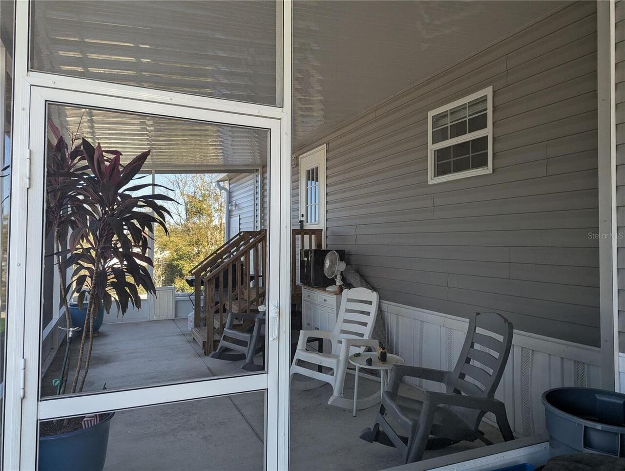 Listing Photo 9