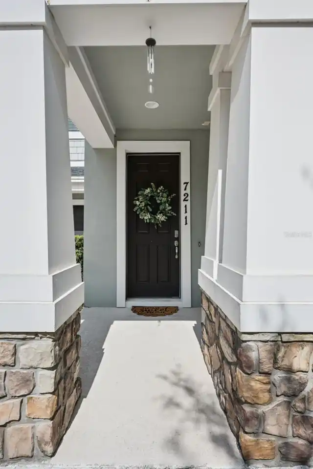 Listing Photo 7