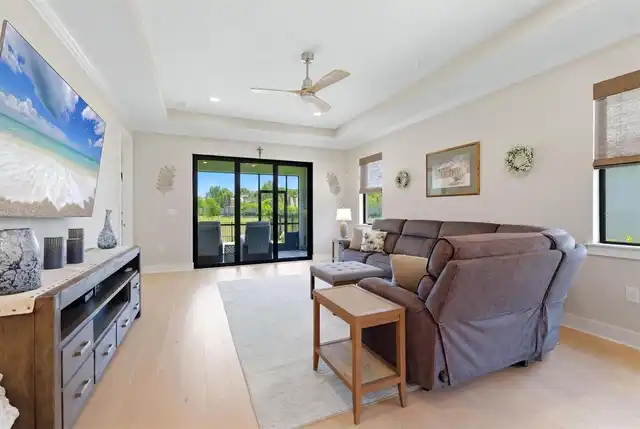 Listing Photo 15