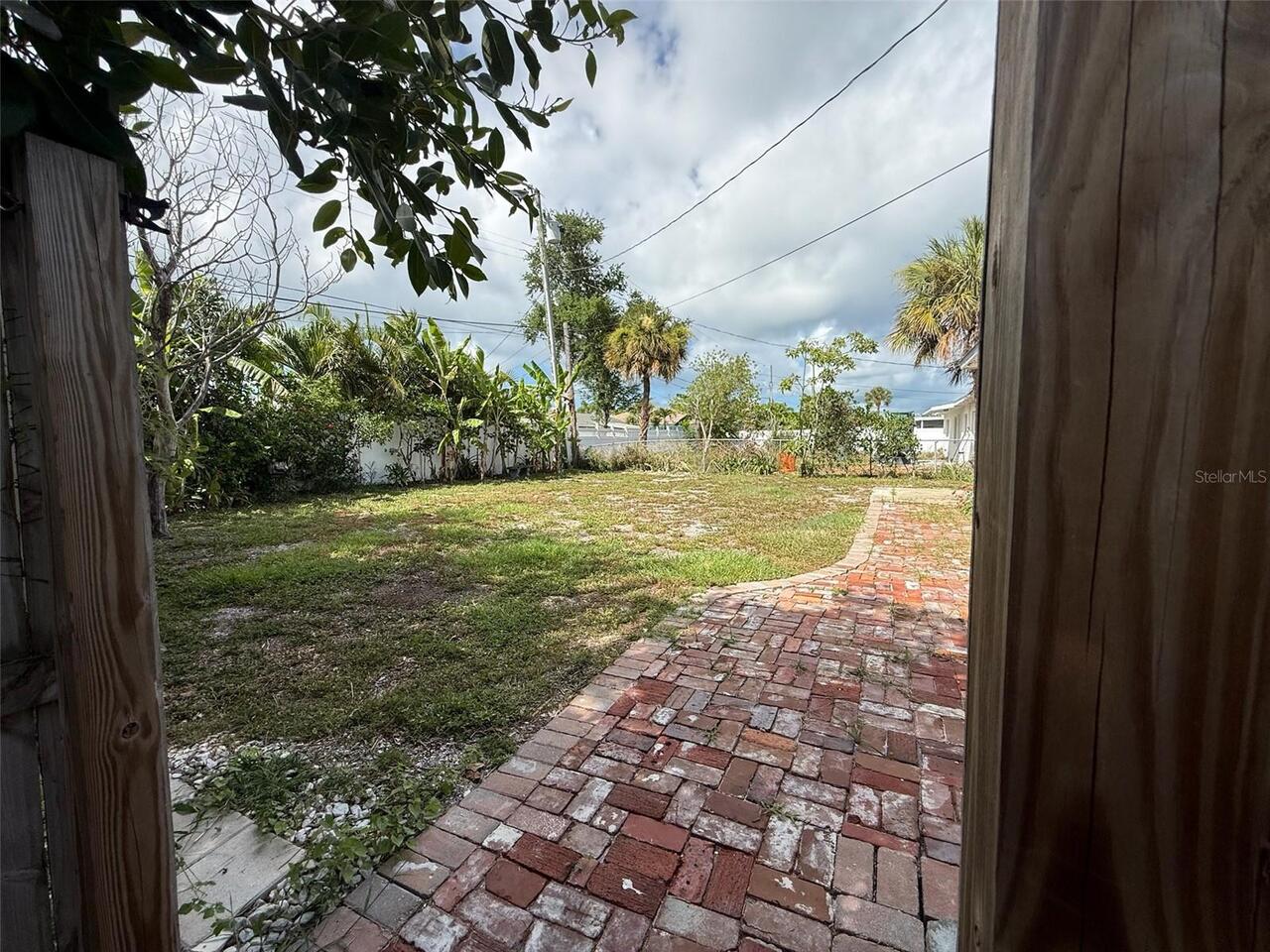 Listing Photo 43