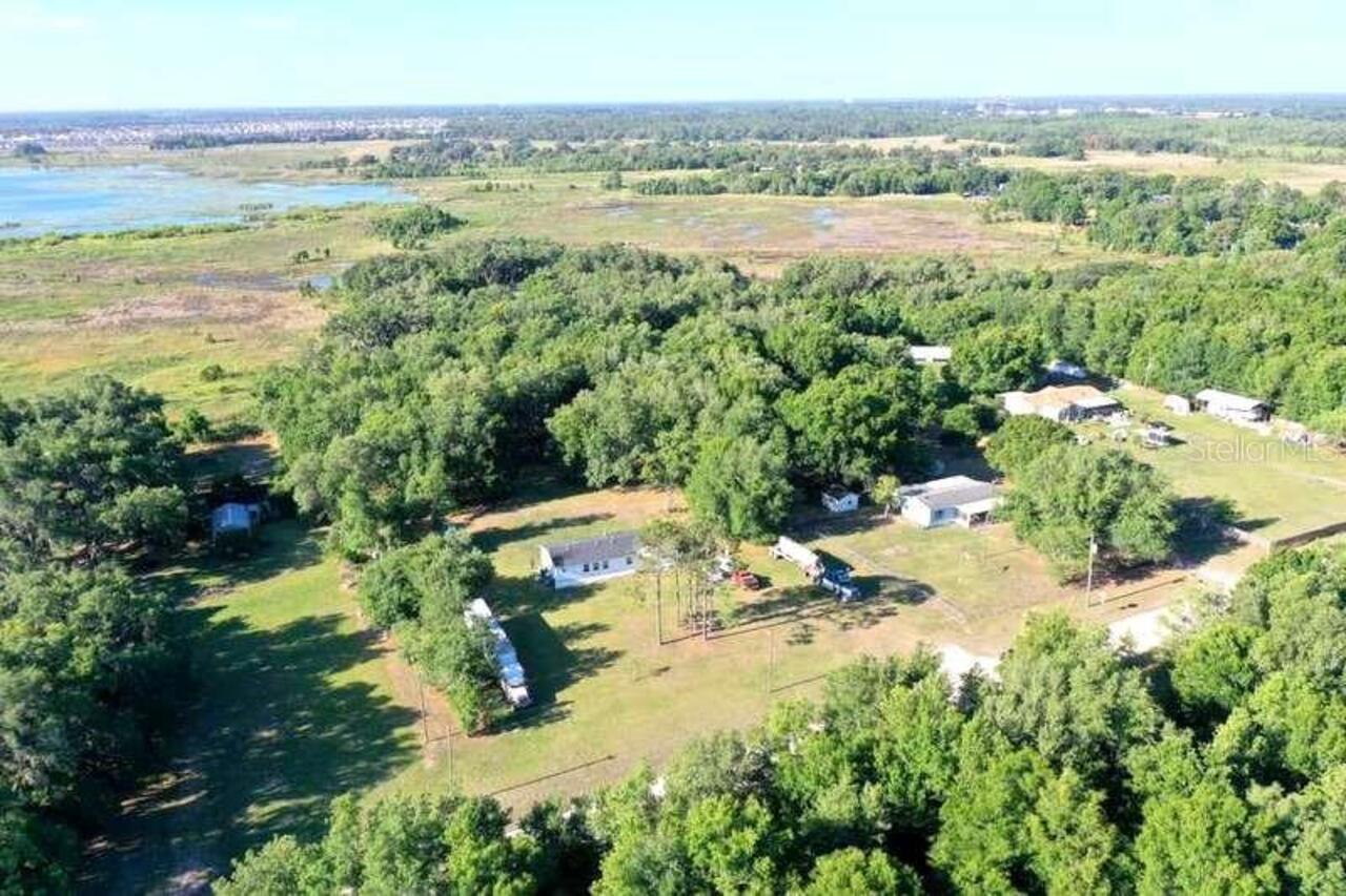 Listing Photo 12