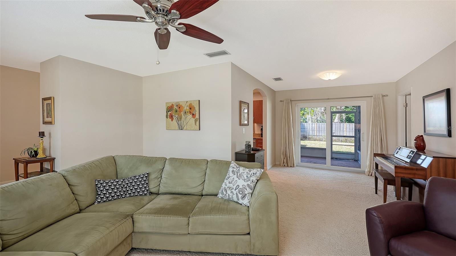 Listing Photo 7