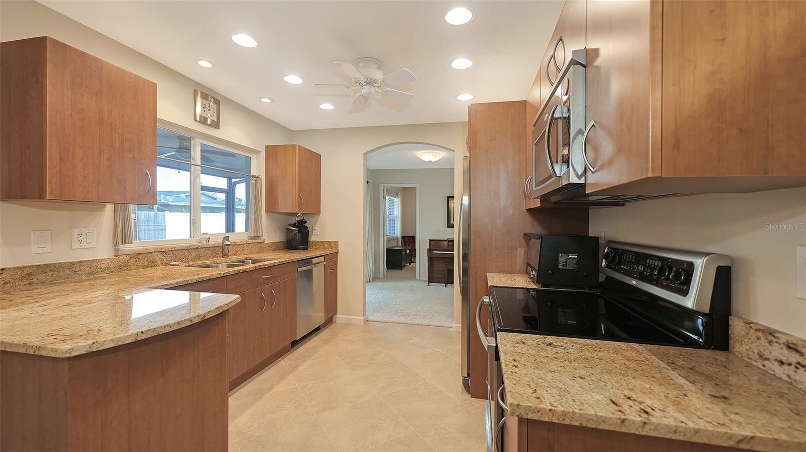 Listing Photo 11