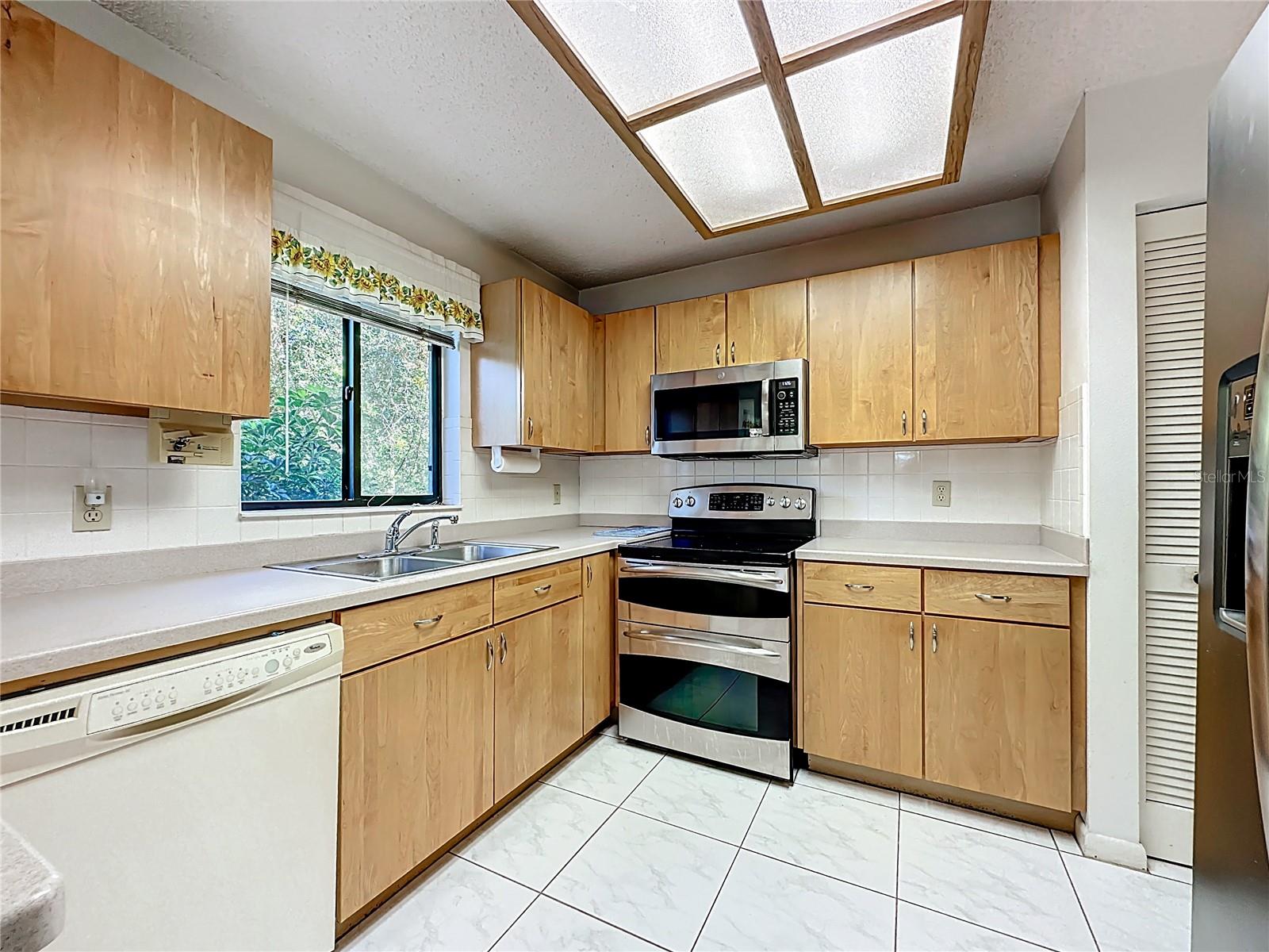 Listing Photo 15