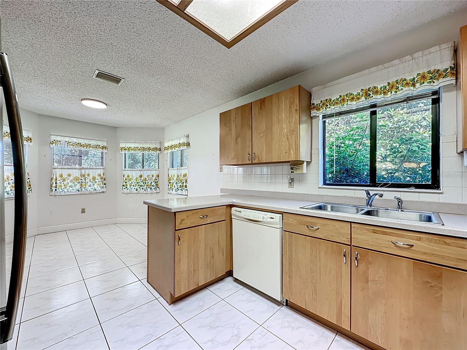 Listing Photo 16