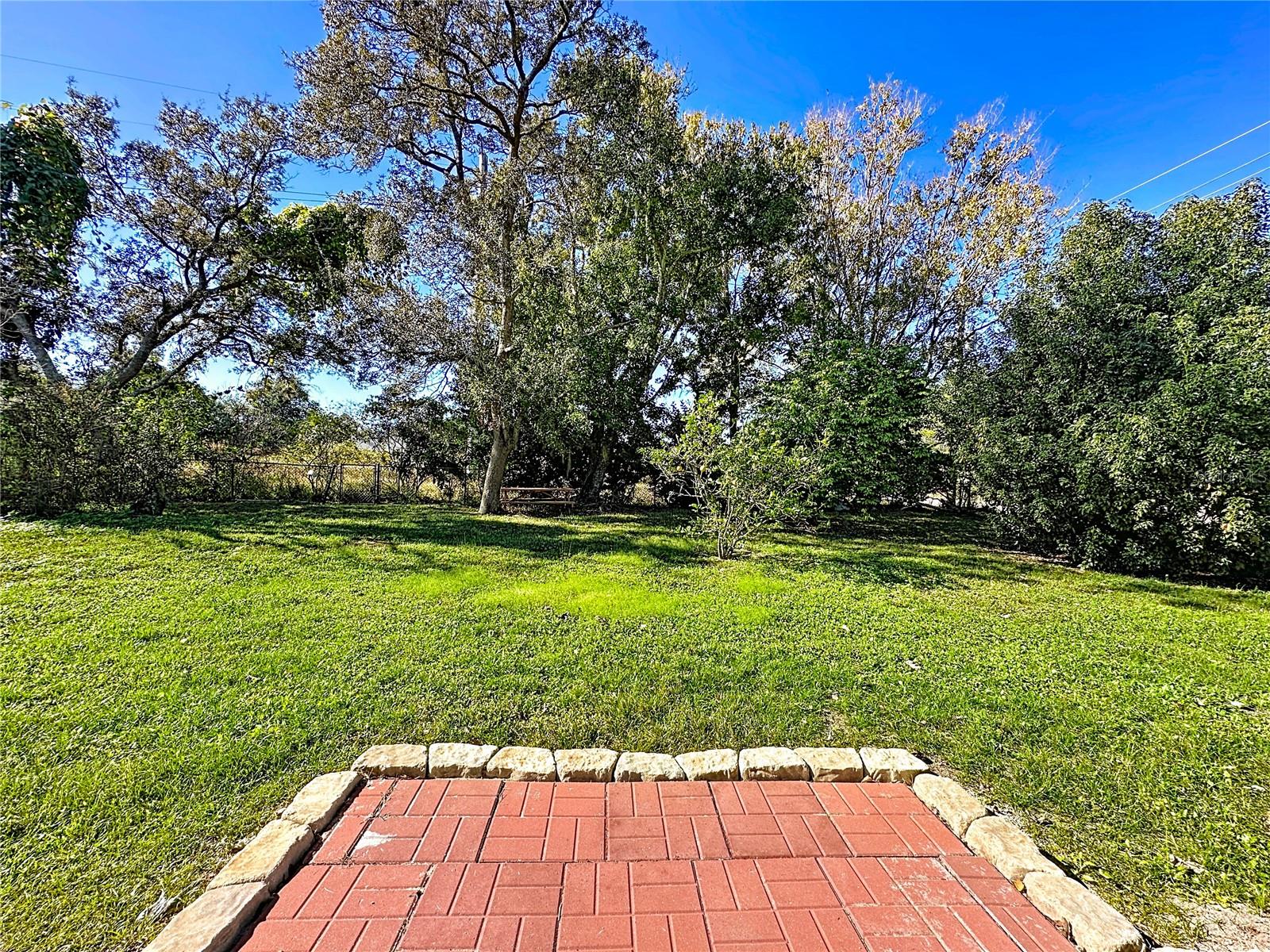 Listing Photo 32