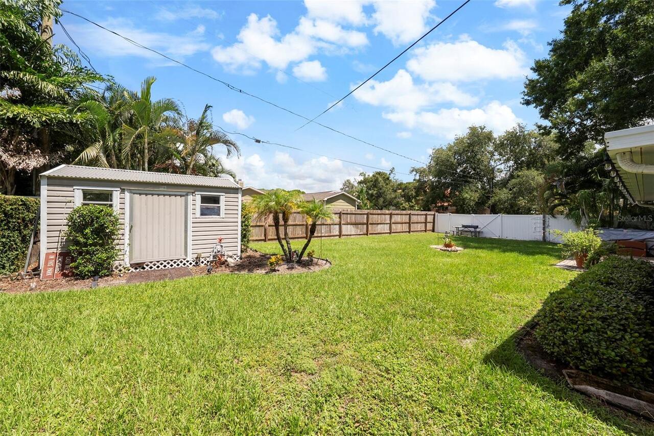 Listing Photo 11